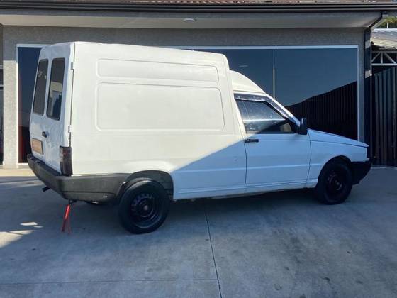 FIAT FIORINO 1.5 MPI FURGÃO 8V GASOLINA 2P MANUAL FIAT FIORINO 1.5 MPI FURGÃO 8V GASOLINA 2P MANUAL